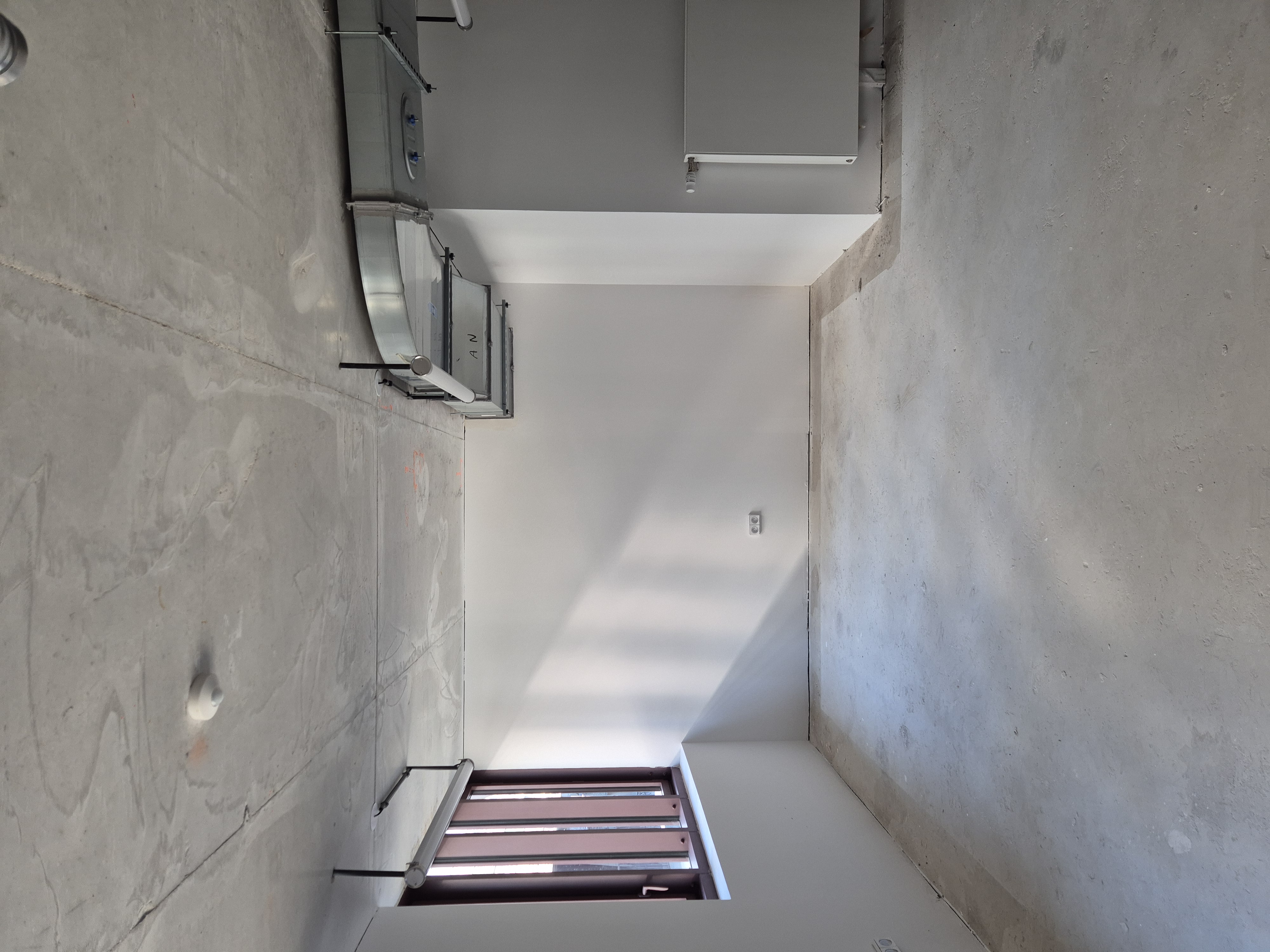 Rez-de-chaussée, bureau, atelier à Paris 13 - Occupation pérenne (Base Commune)