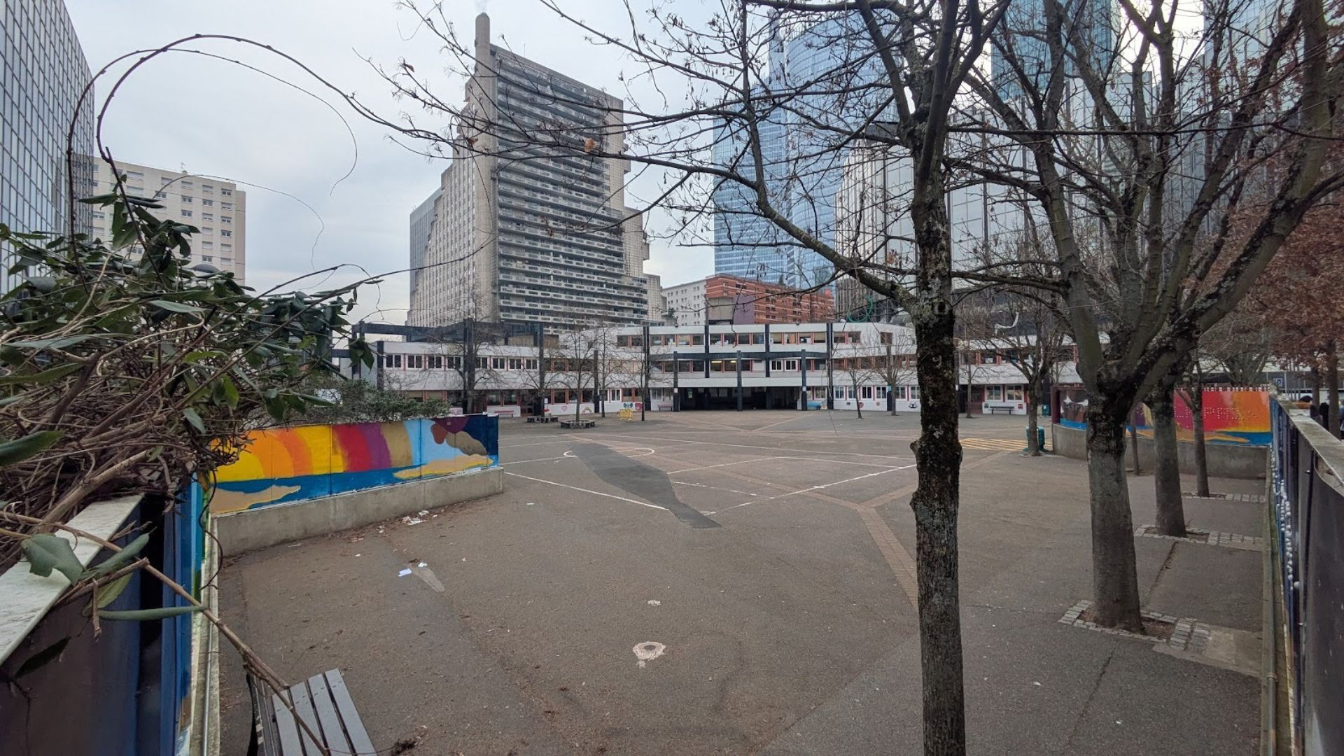 Malraux - bureaux et ateliers à Courbevoie