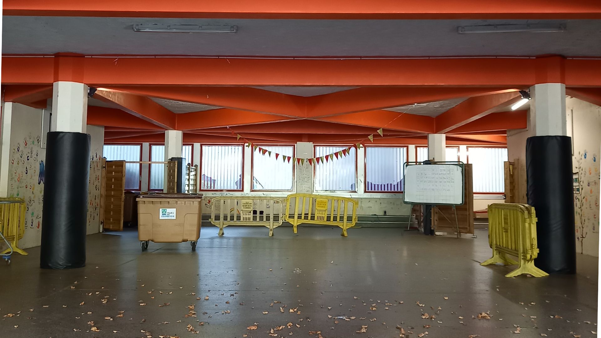 Malraux - bureaux et ateliers à Courbevoie