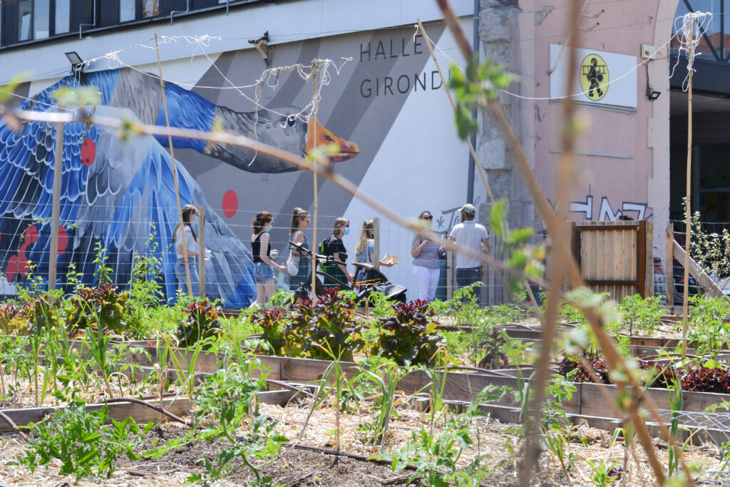 La Halle Girondins, jardin potager, tiers-lieu relevant de l'urbanisme transitoire - Plateau Urbain