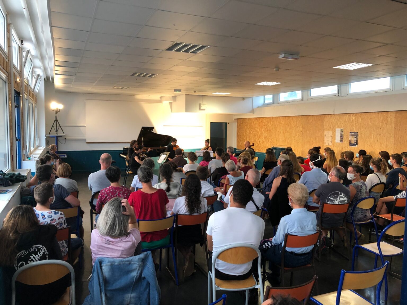 Les Ateliers Jean Moulin, un concert, tiers-lieu relevant de l'urbanisme transitoire - Plateau Urbain