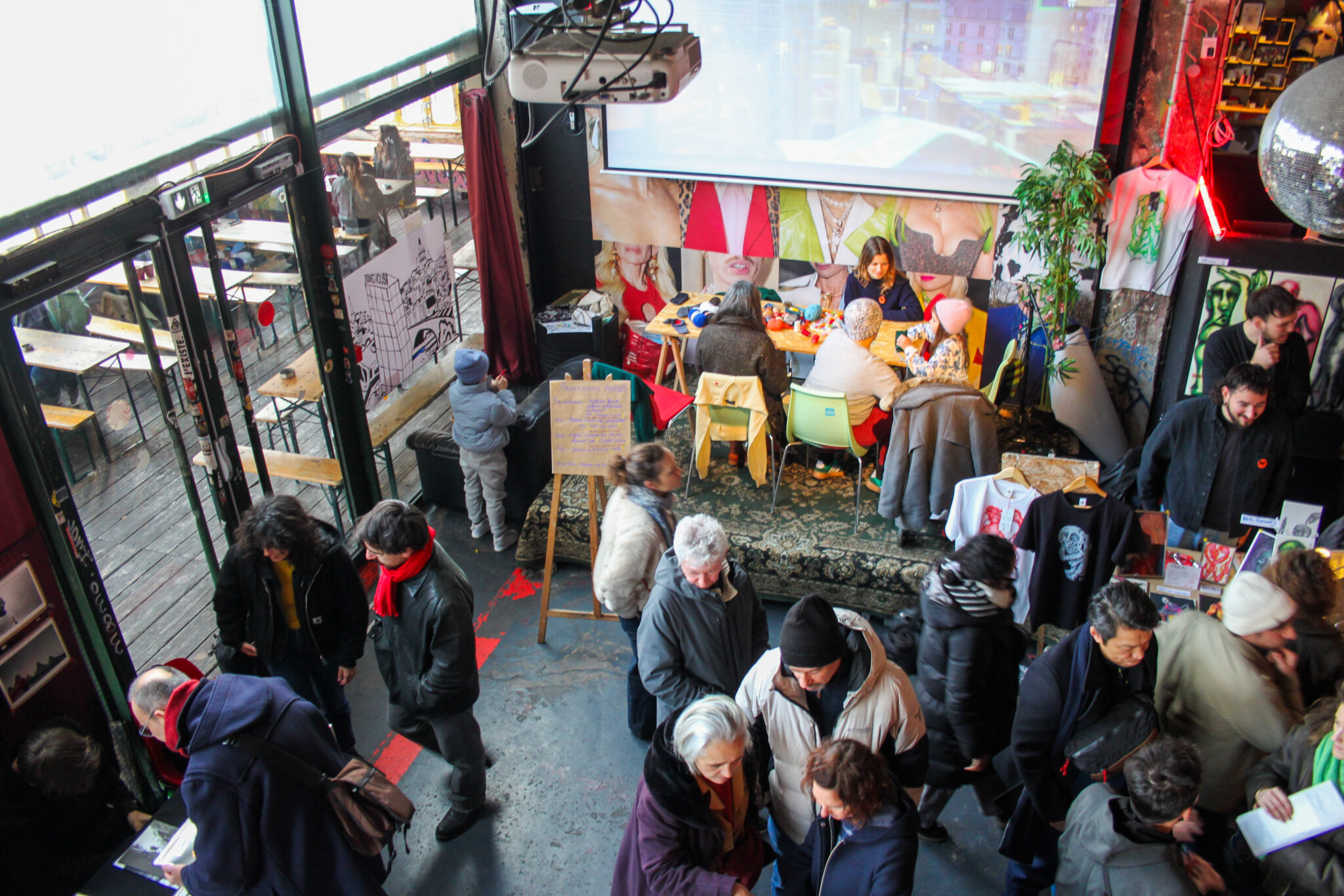 22.11.25_Gensdenface_copyright-thea00074